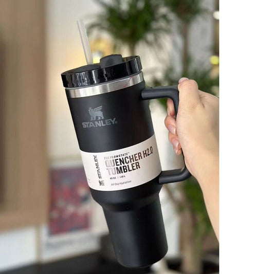 Stanley Quencher H2.0 Flow State Tumbler 40oz Cup - Black
